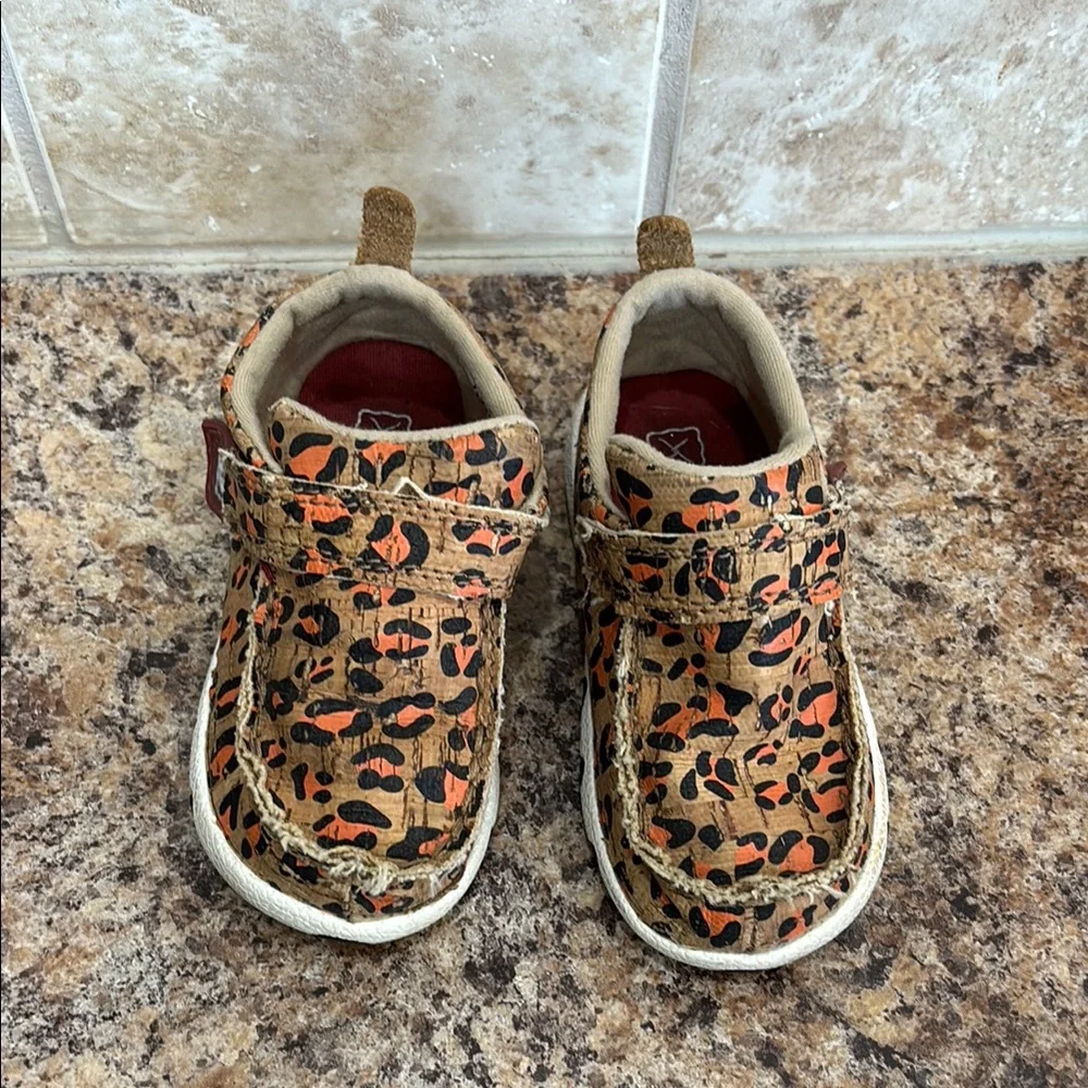 Twisted X Infant Leopard Cork Driving Mocs Size 7